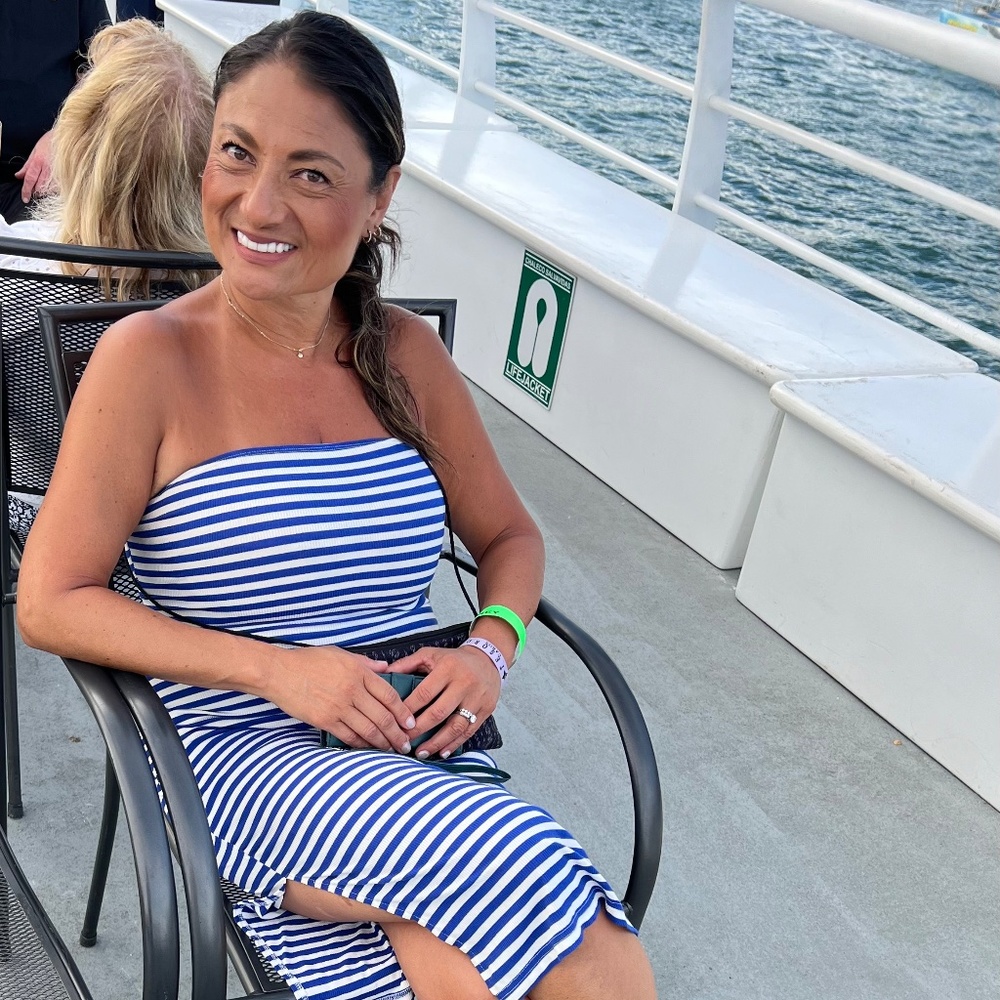 Meet your Posher, Suzanne